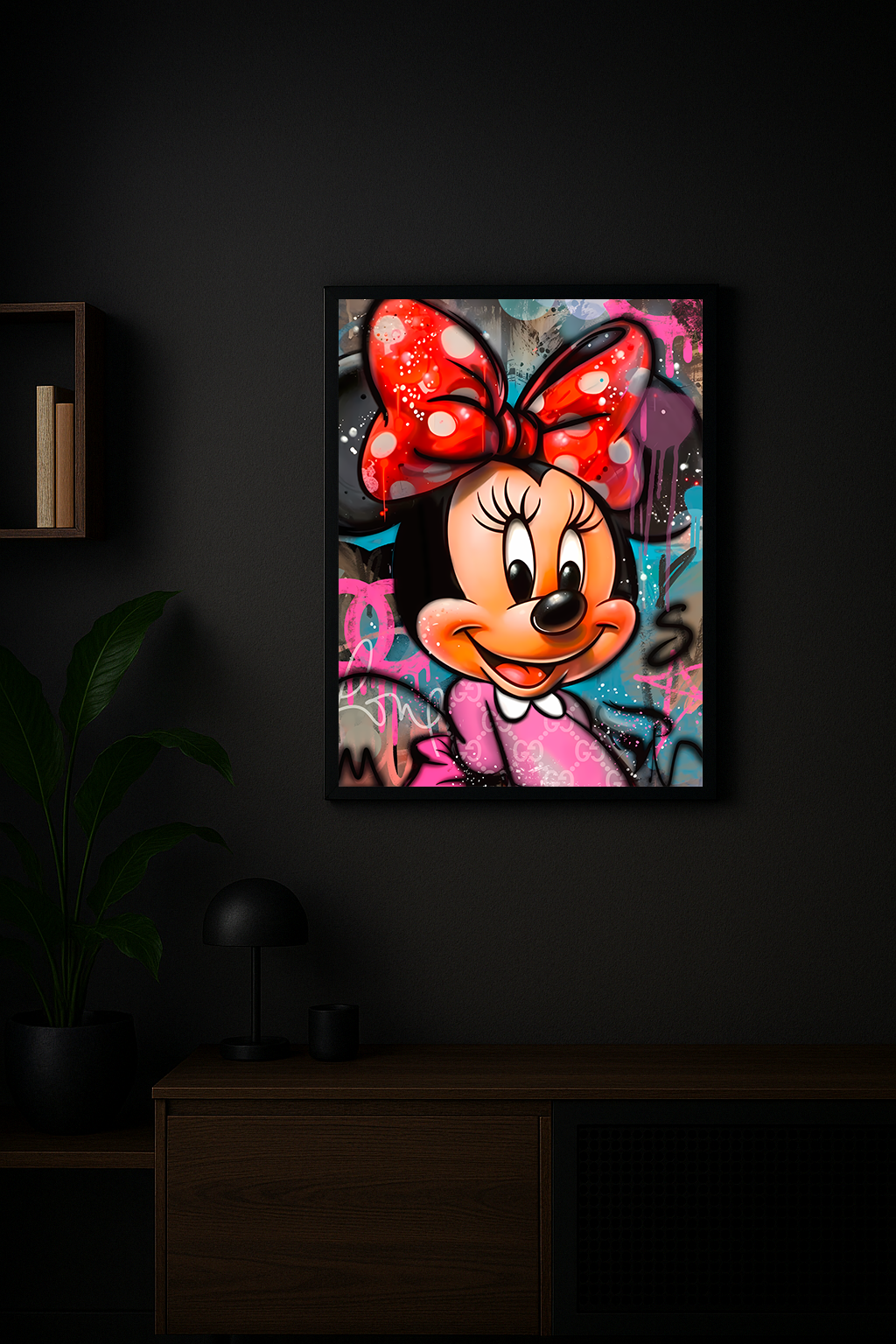 Minnie Bow Queen – Pop Graffiti Edition